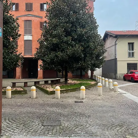Nuovo E Moderno Apartment